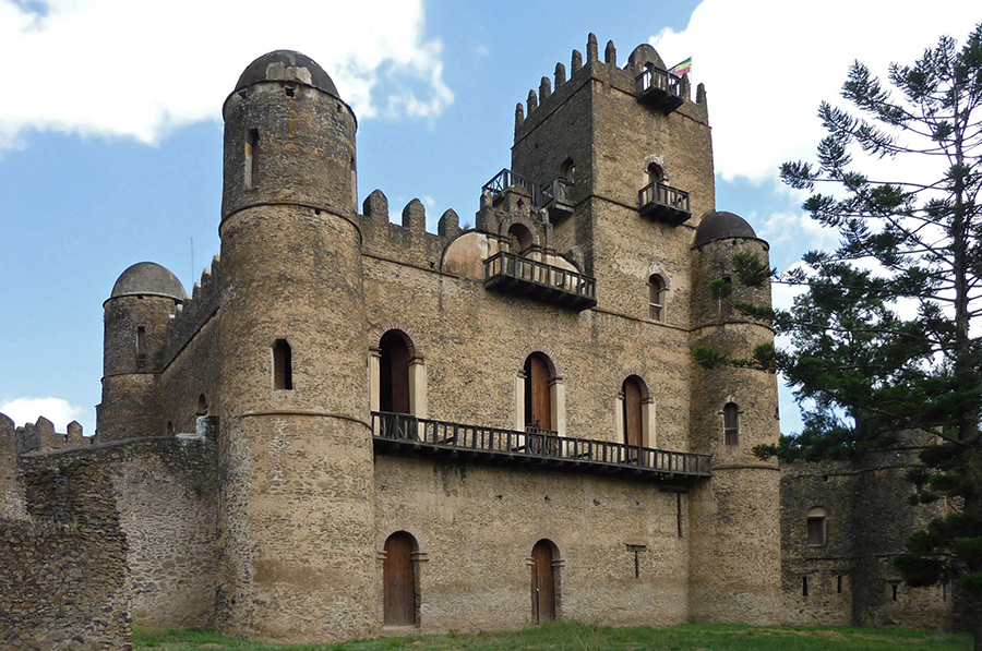Image 7: The Palace of Emperor Fasilides located in Gondar, Ethiopia