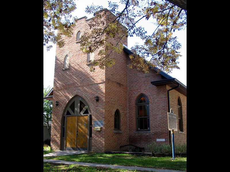 Image 7: Photo of the Sandwich First Baptist Church.